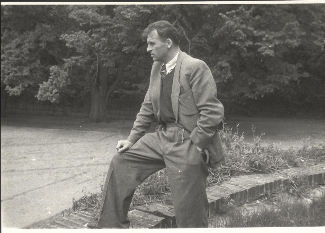 fotografie przedstawiające Gerarda Ciołka, skan 3
