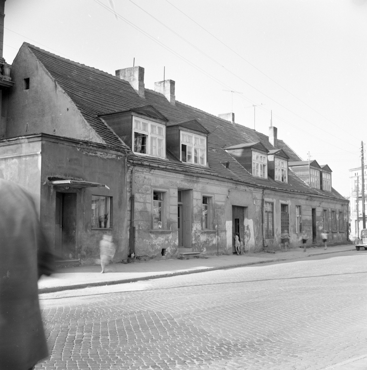 kamienica - elewacja frontowa, skan 1