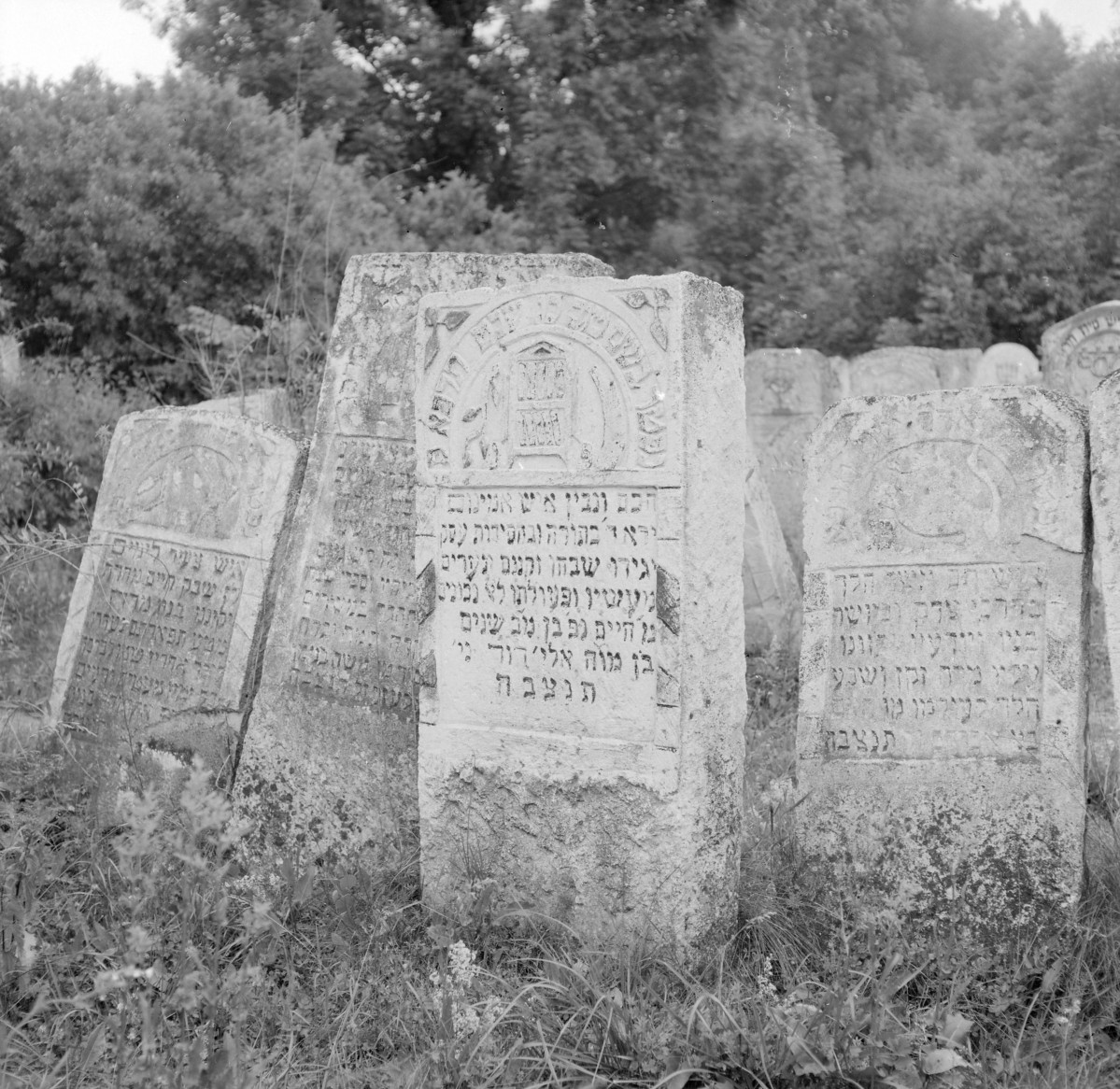 Cmentarz, Kirkut - macewy, skan 1