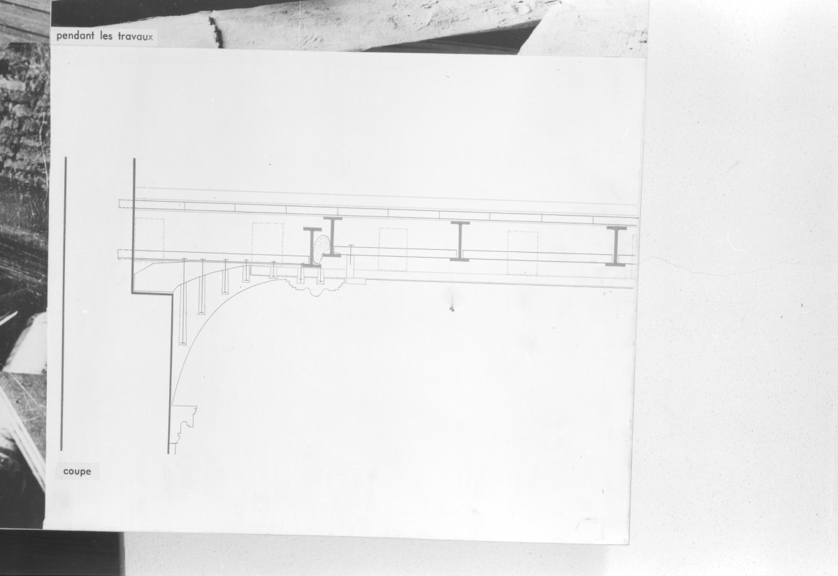 Pałac w Wilanowie - plan wprowadzenia konstrukcji stalowej i zawieszenie plafonu z dekoracją rzeźbiarską., skan 1