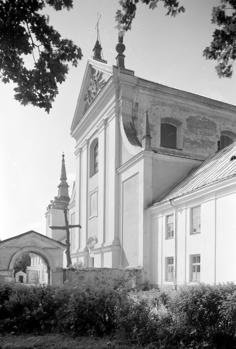 kościół Imienia Najświętszej Maryi Panny - elewacja frontowa, skan 1