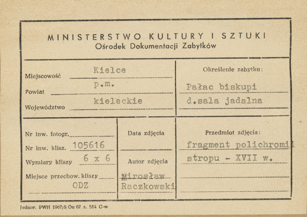 Pałac biskupów - wnętrze, d. sala jadalna, fragment polichromii stropu - metryczka, skan 1