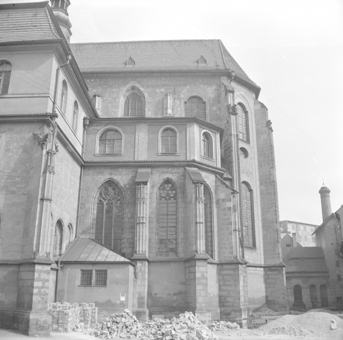Kolegiata WNMP - elewacja prezbiterium, skan 1