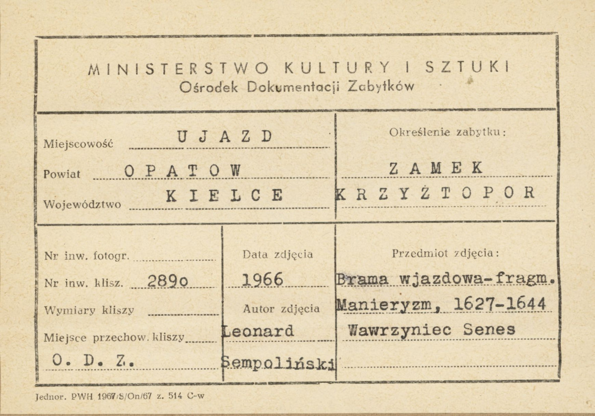 Ruiny zamku  Krzyżtopór  -  brama wjazdowa, fragment - metryczka, skan 1