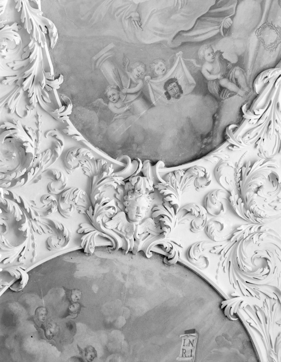 Kościół pw. NMP i św. Mikołaja - sklepienie transeptu z dekorem, skan 1