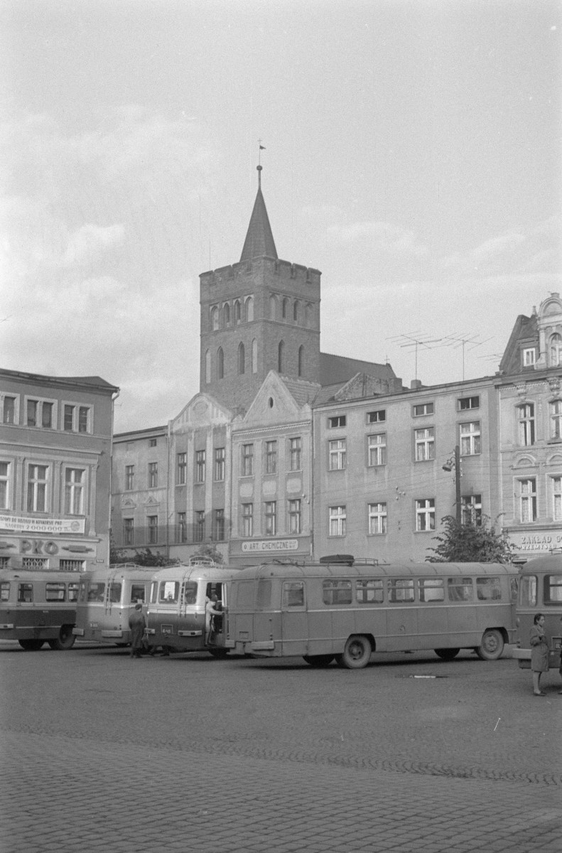rynek - fragment zabudowy, skan 1