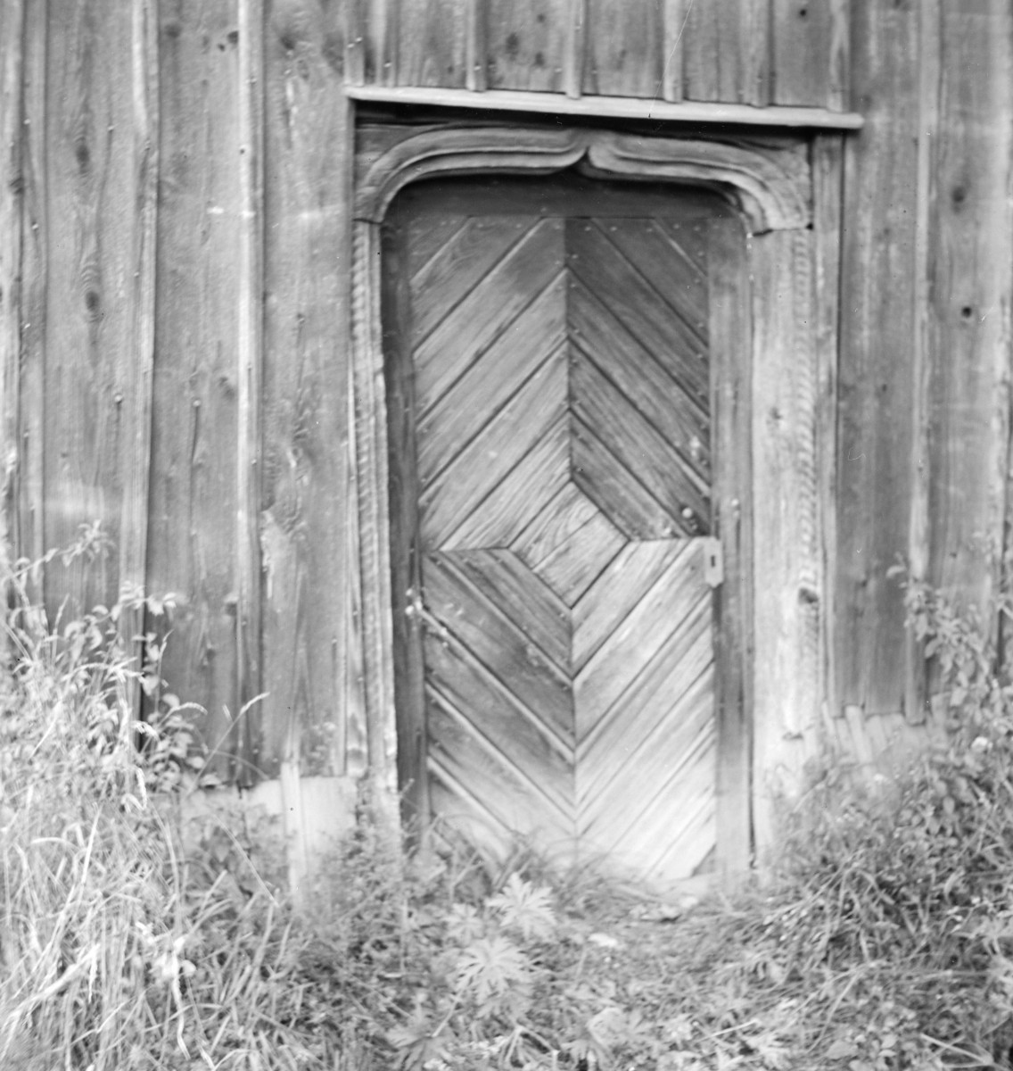 kaplica cmentarna - elewacja portal, skan 1