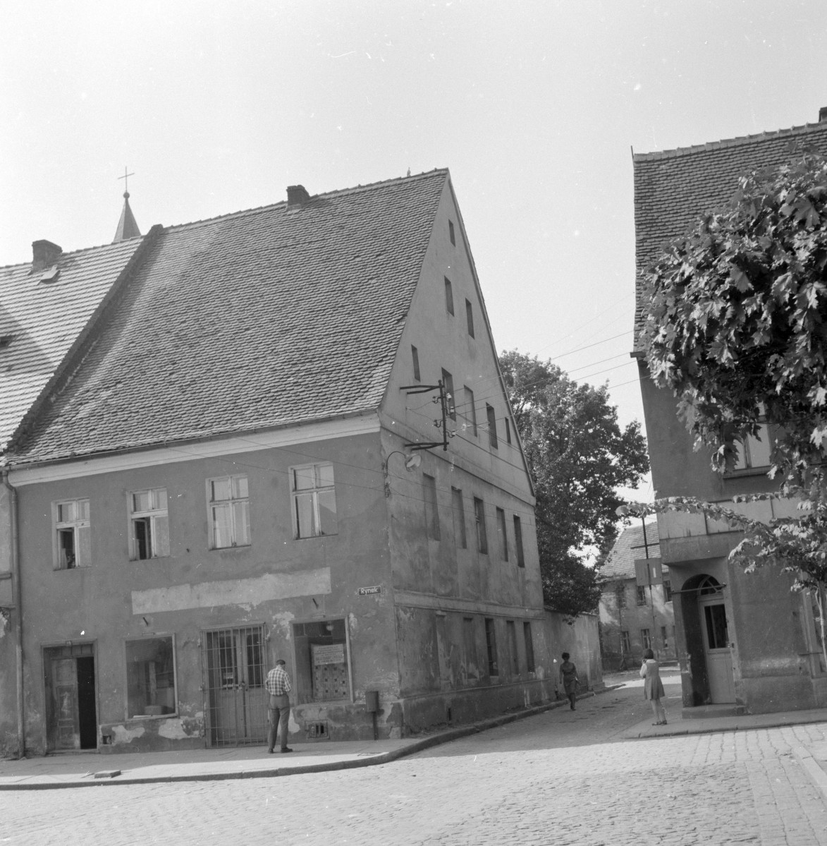 kamienica, Rynek 39 - elewacja frontowa i boczna, skan 1