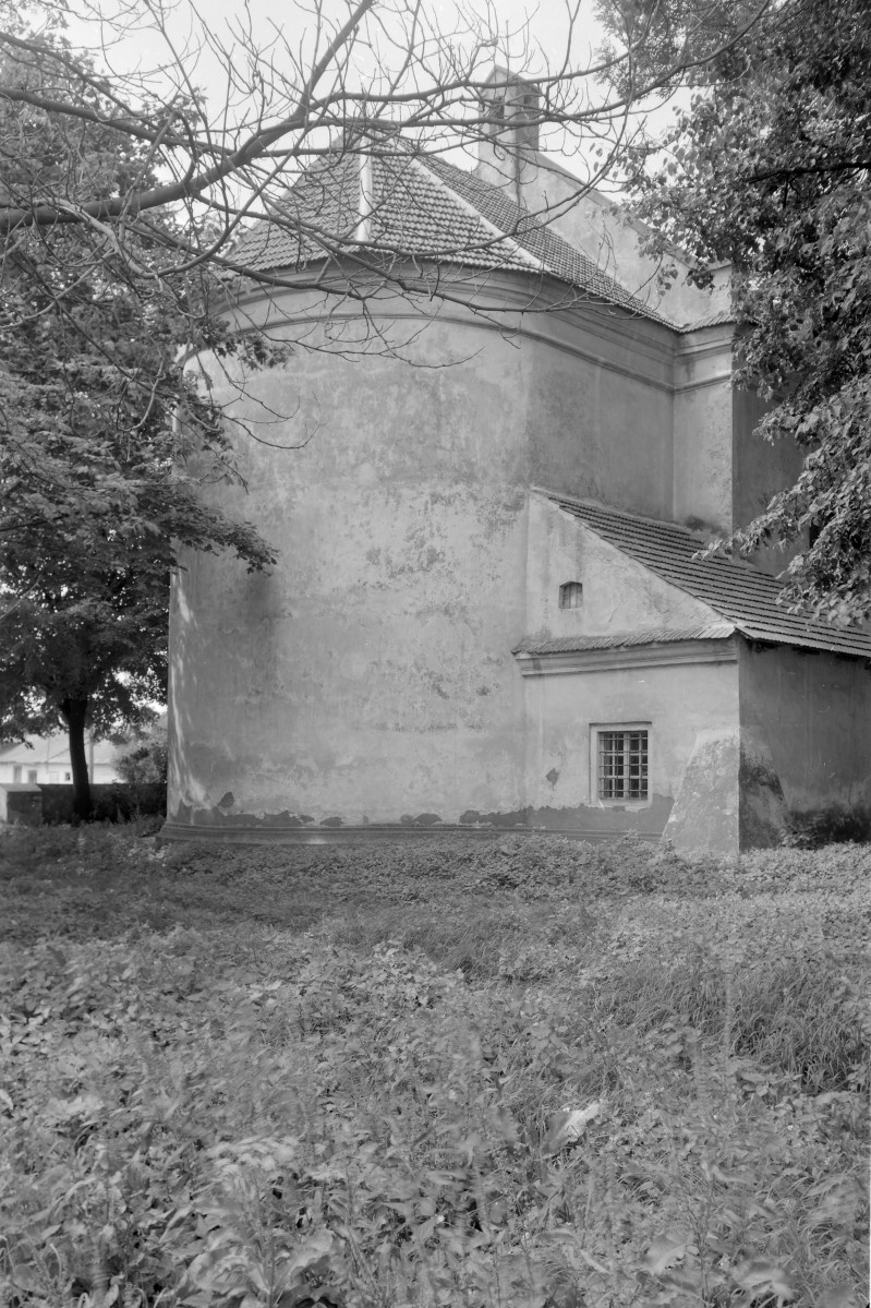 kościół pw. św. Ducha - elewacja wschodnia - prezbiterium, skan 1
