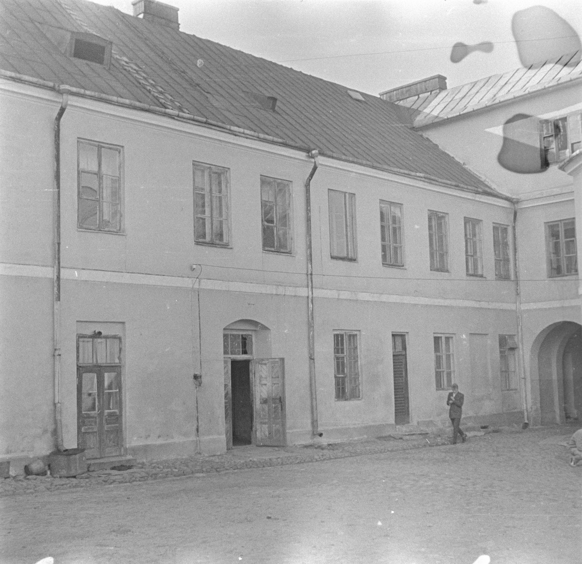 dom ul. Kościuszki 80 - elewacje od podwórza, skan 1
