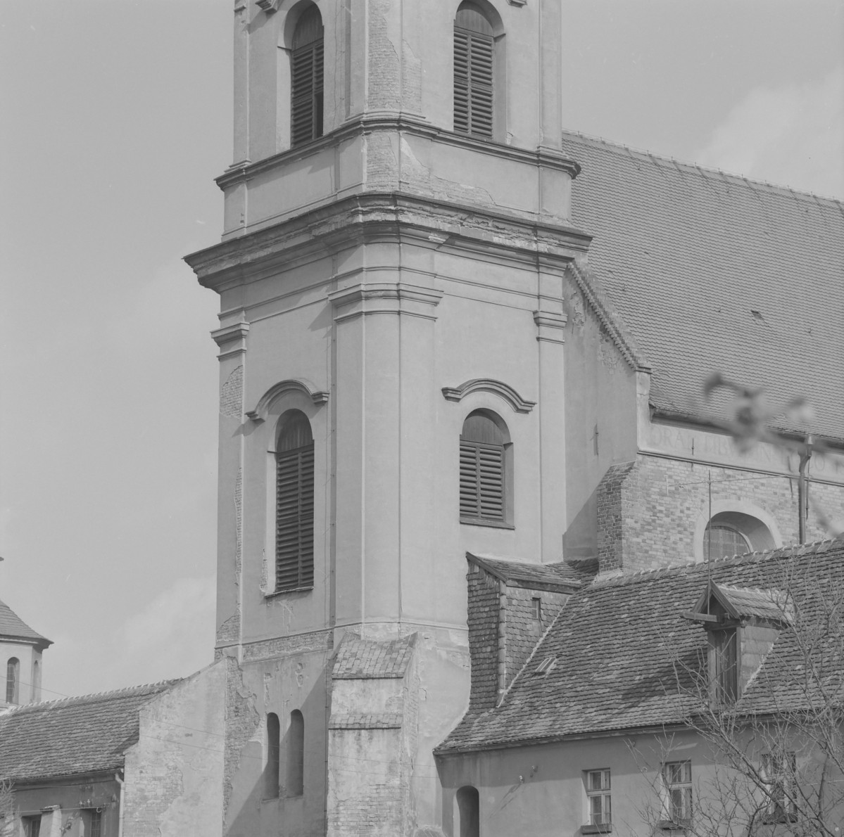kościół pod wezwaniem św. Józefa - wieża, część środkowa, skan 1