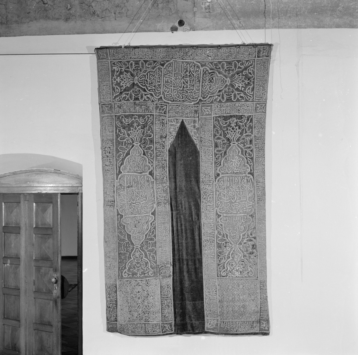 Muzeum Narodowe - Portiera. Turcja. Całość., skan 1