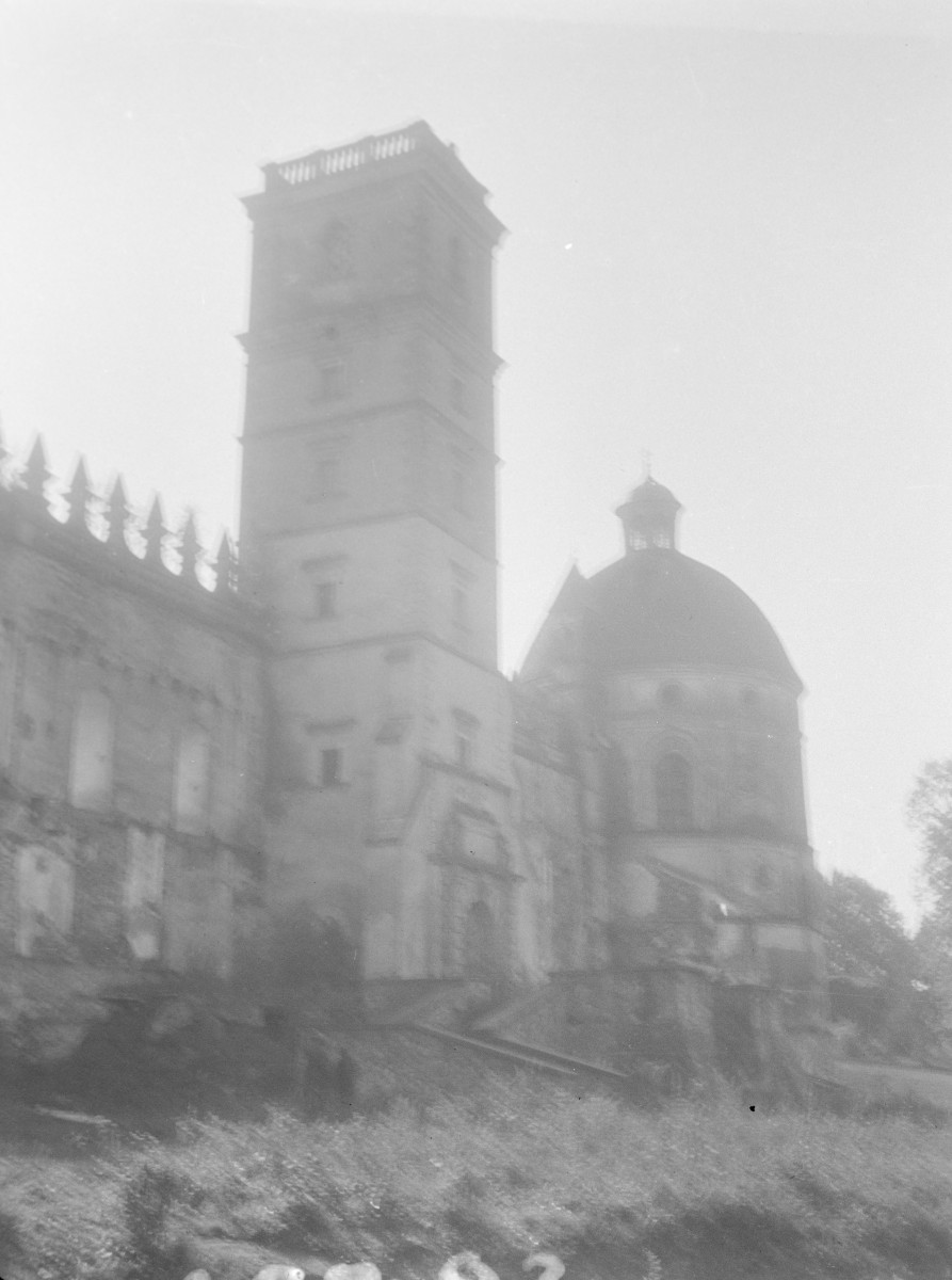 zamek - baszta Boska, skan 1