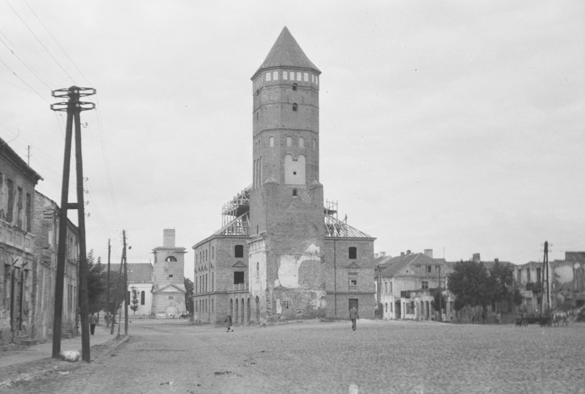 stary ratusz - wieża, skan 1