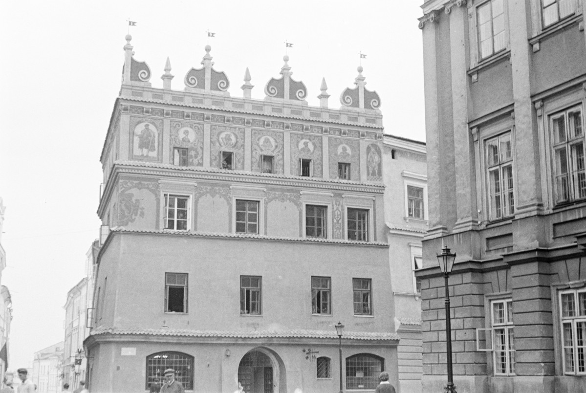 kamienica na rynku przy ul. Grodzkiej, skan 1