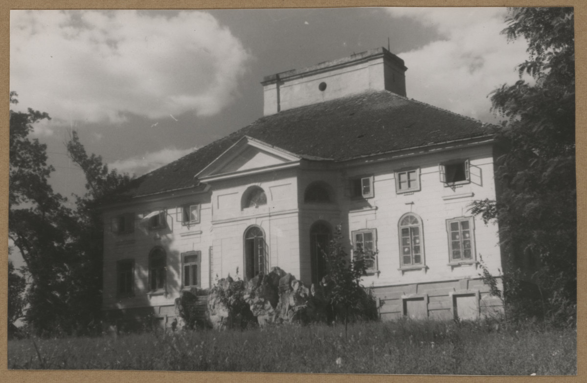 Pałac Firlejów - widok elewacji ogrodowej, skan 1