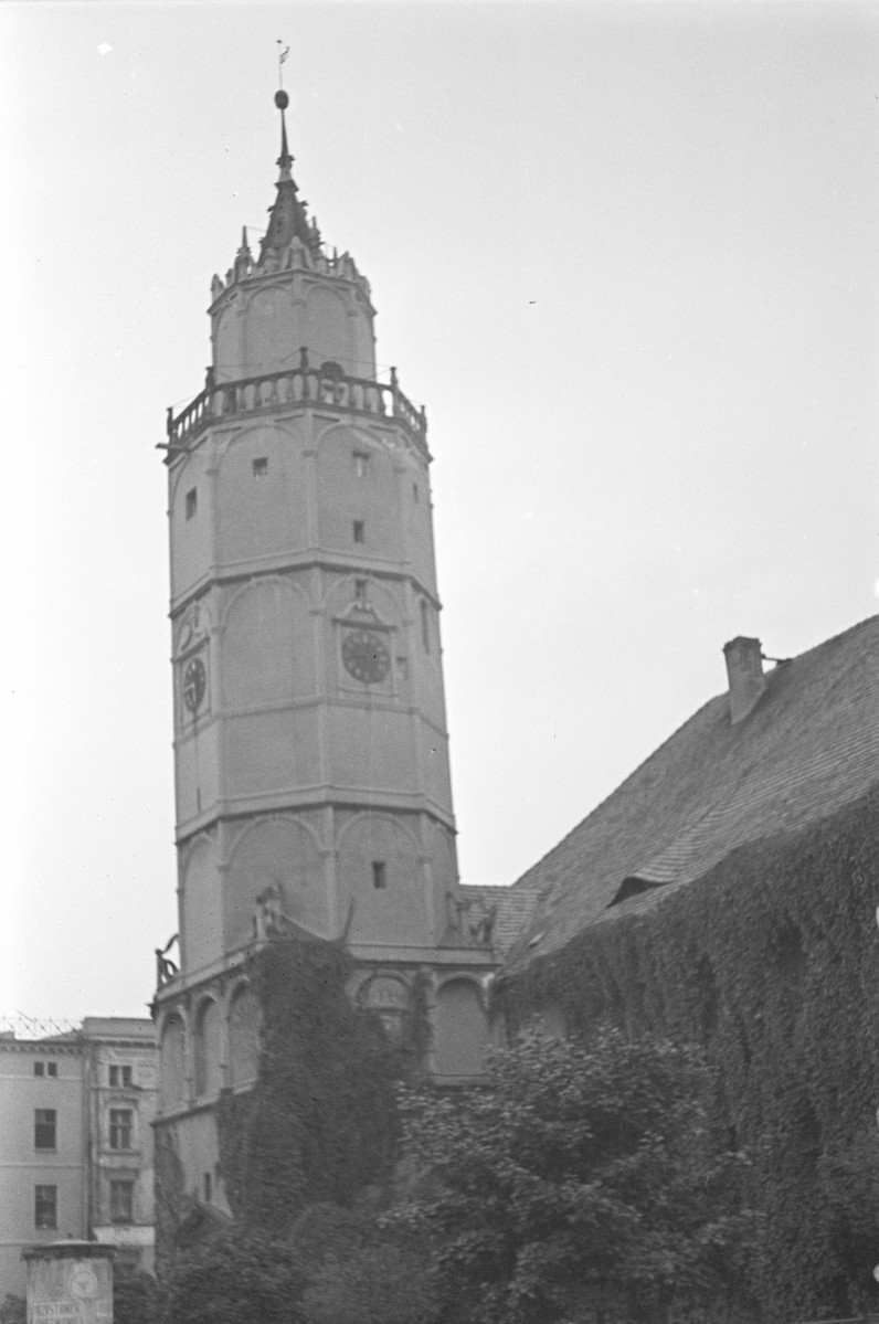 ratusz, skan 1
