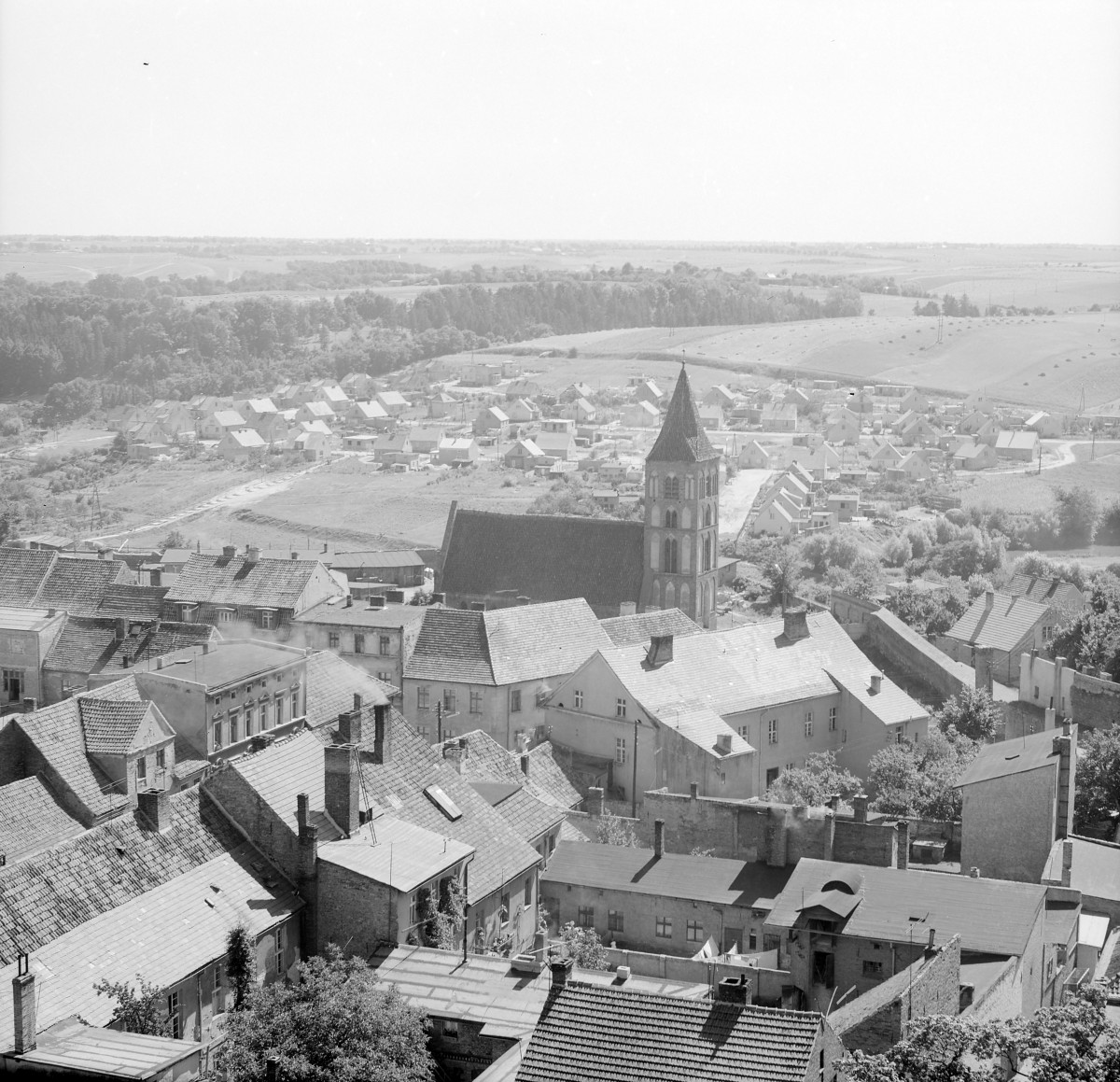 kościół pw. Ducha Świętego - widok z wieży kościoła Wniebowzięcia NMP, skan 1