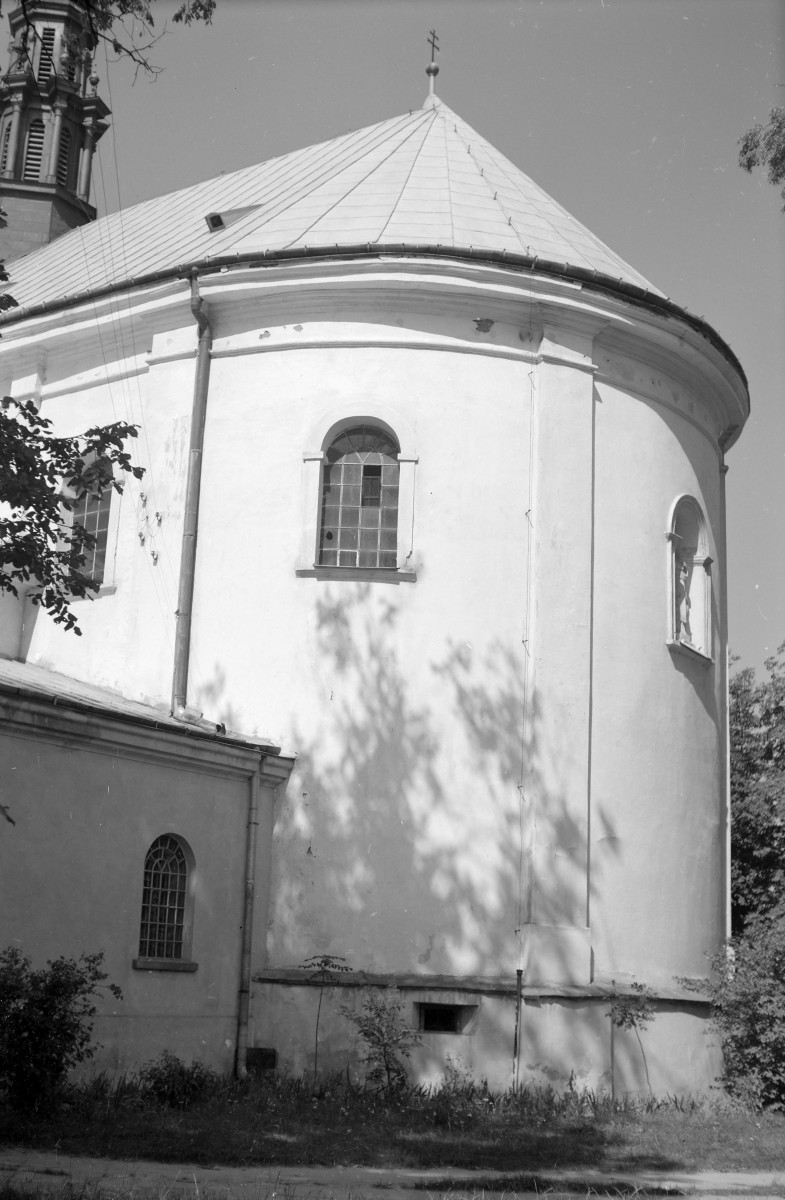 Kościół św. Jakuba Apostoła - elewacja prezbiterium., skan 1