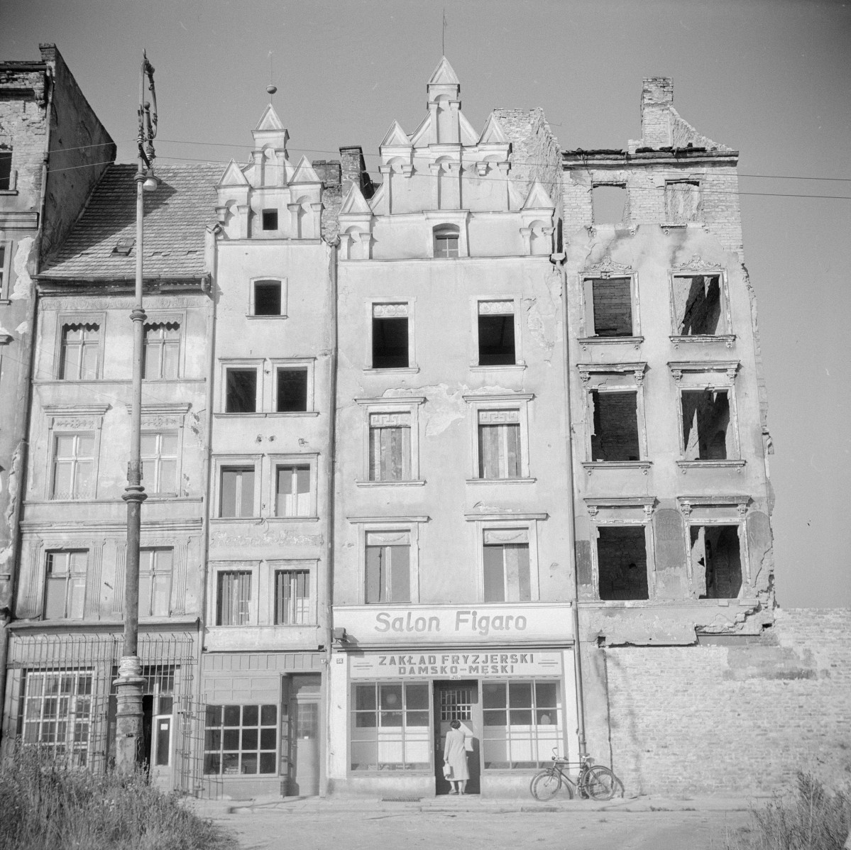 kamienica - elewacja, skan 1