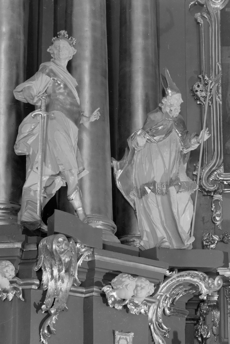 kościół, ob. parafialny pw. św. Ludwika, dawny klasztor popauliński - wnętrze: fragment ołtarza głównego, skan 1