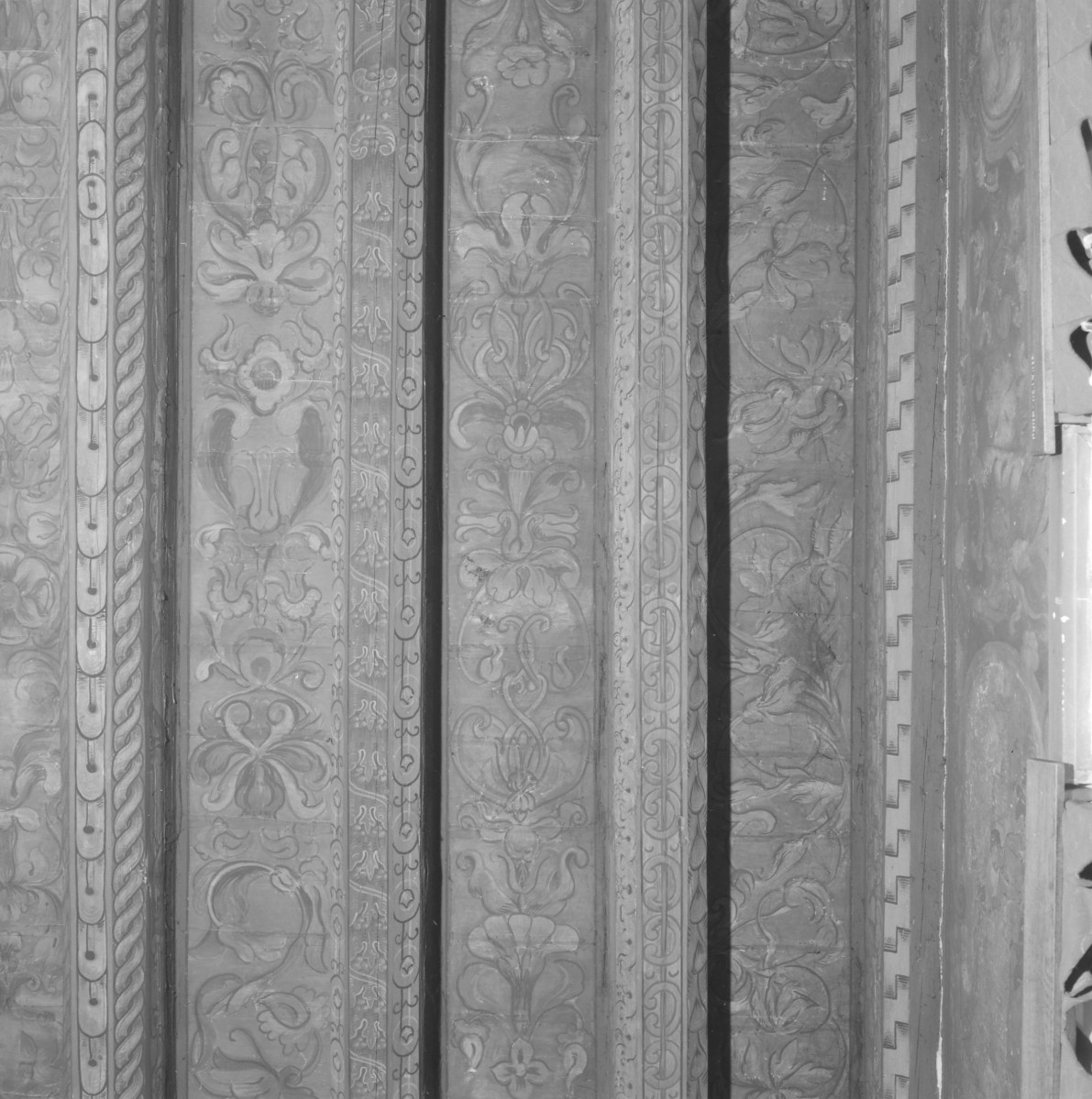 pałac Biskupów Krakowskich - Pierwszy Pokój Biskupi /I p./ - fragment stropu, skan 1