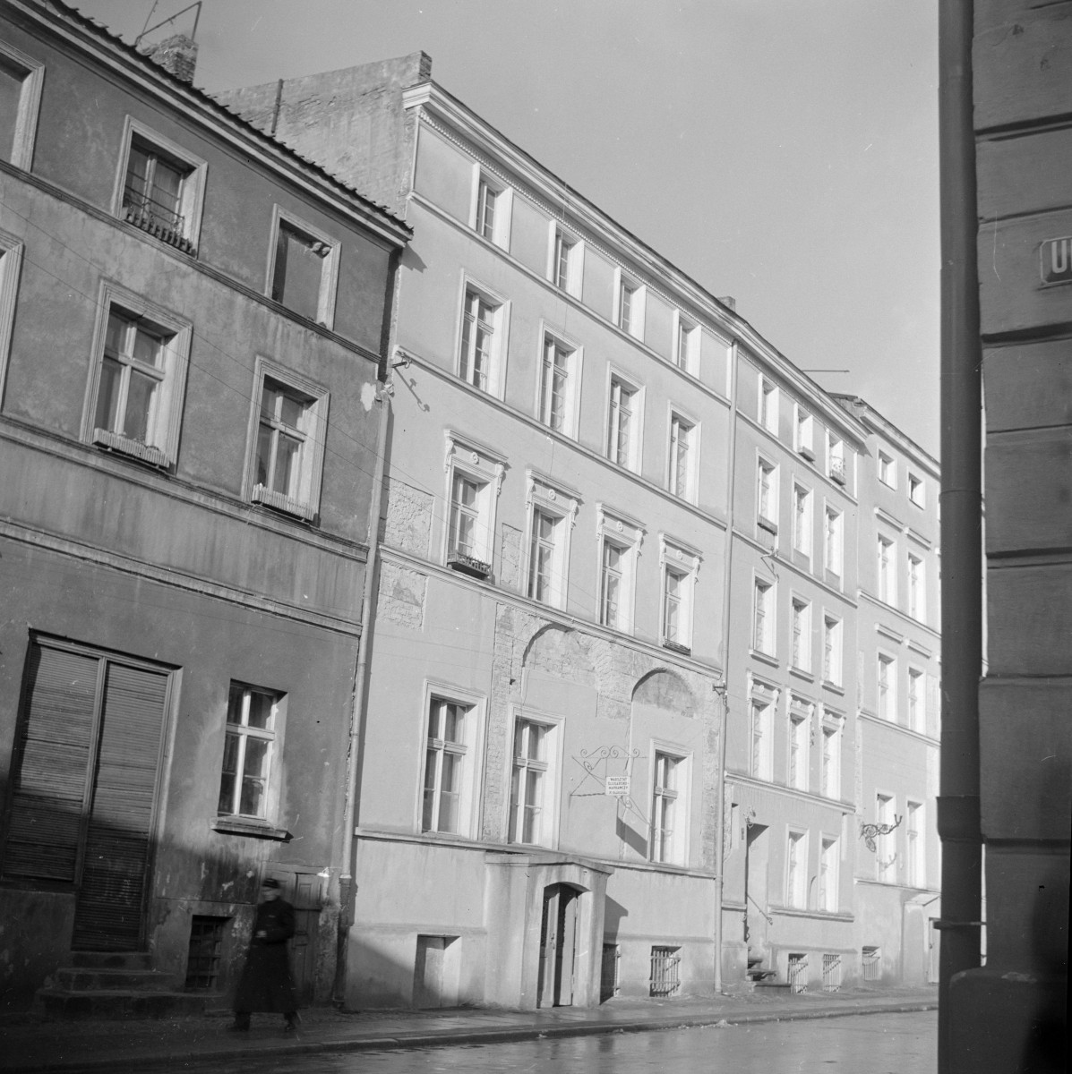kamienica - elewacja frontowa, skan 1