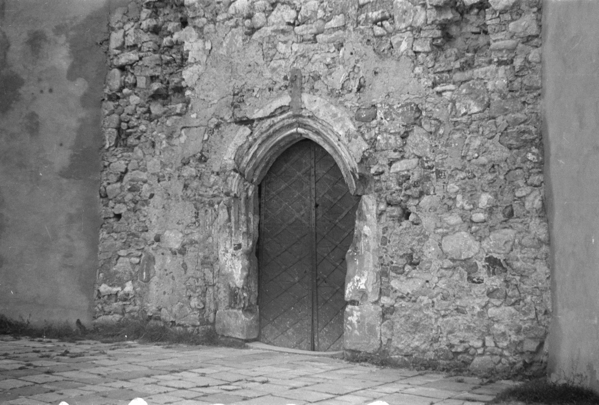 kościół parafialny - portal, skan 1