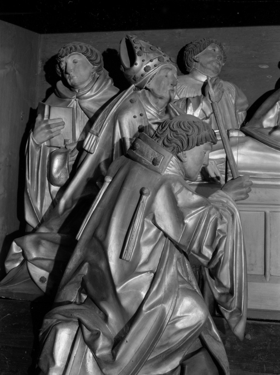 Kościół Mariacki pw. Wniebowzięcia Najświętszej Marii Panny - tryptyk Św. Stanisława - predella - pogrzeb św. Stanisława (fragment), skan 1
