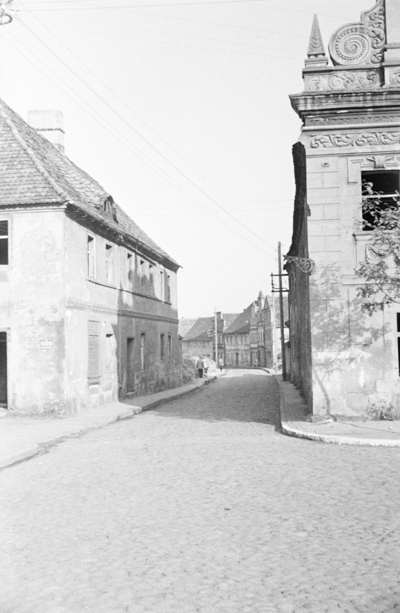 ul. Głogowska - widok z rynku, skan 1