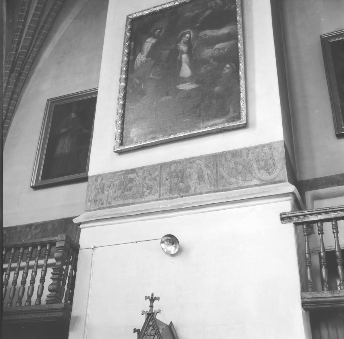 Kościół św. Jan Chrzciciela i św. Jana Ewangelisty - wnętrz kościoła górnego: obraz i polichromie na ścianei zachodniej., skan 1
