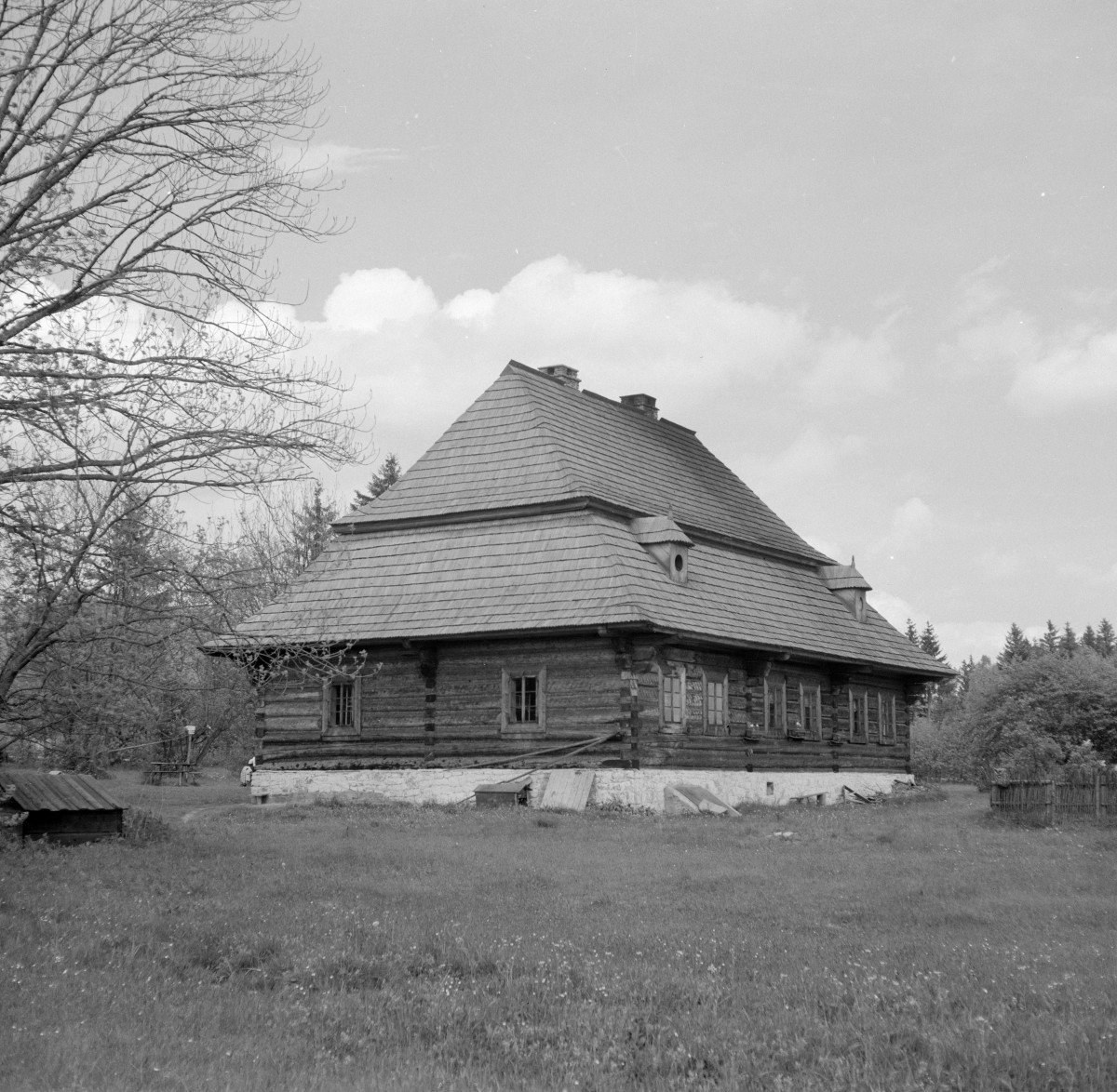 karczma - elewacja, skan 1