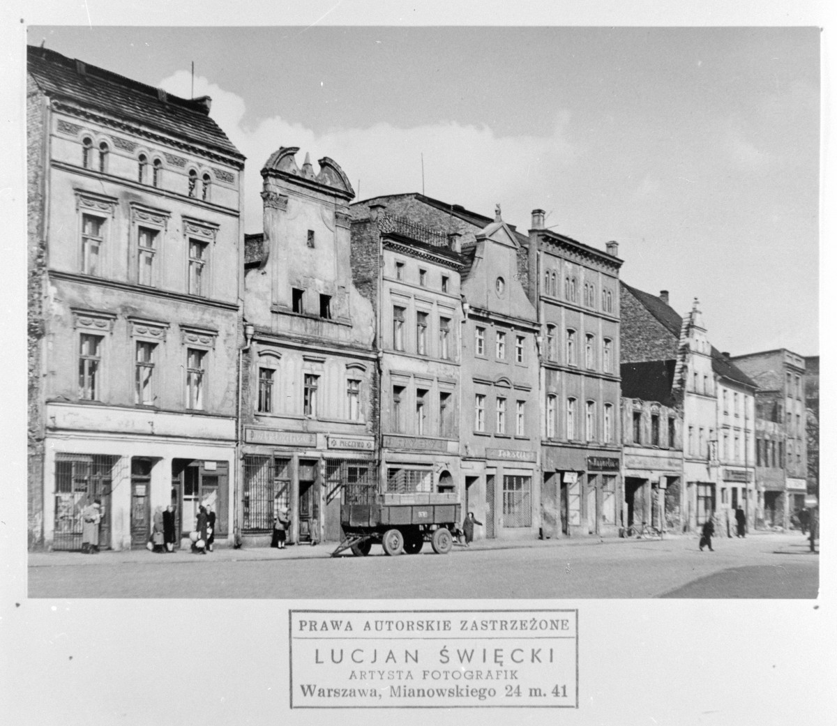 rynek - pierzeja, kamienice, skan 1