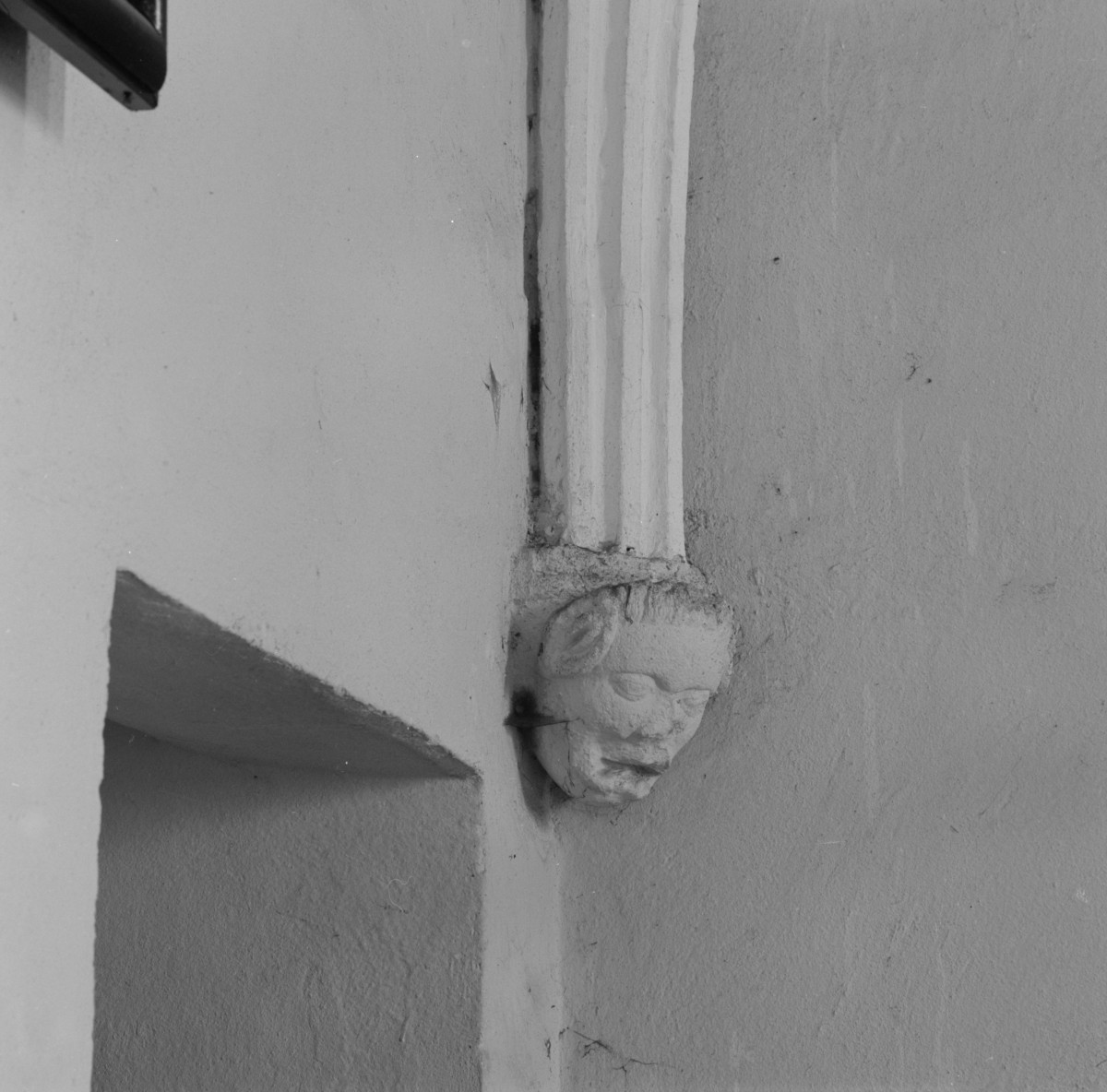 kościół pw. św. Bartłomieja - Kaplica Oppersdorffów - wspornik sklepienia - maska, skan 1