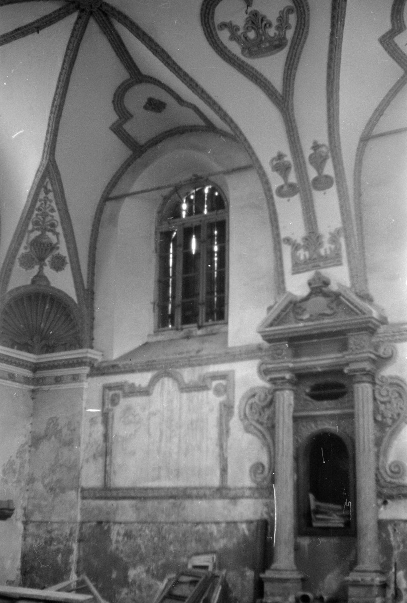 synagoga - sala główna ze sklepieniem żaglastym, skan 1