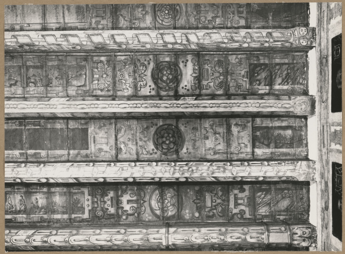 Pałac biskupów - wnętrze, d. sala jadalna, fragment polichromii stropu , skan 1