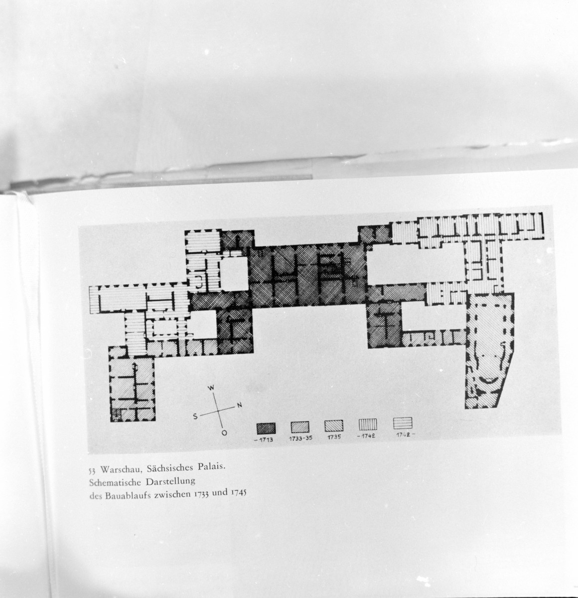 Ogród Saski. Etapy budowy 1733-1745
źródło "Architektura" 8/9 1948 rok., skan 1