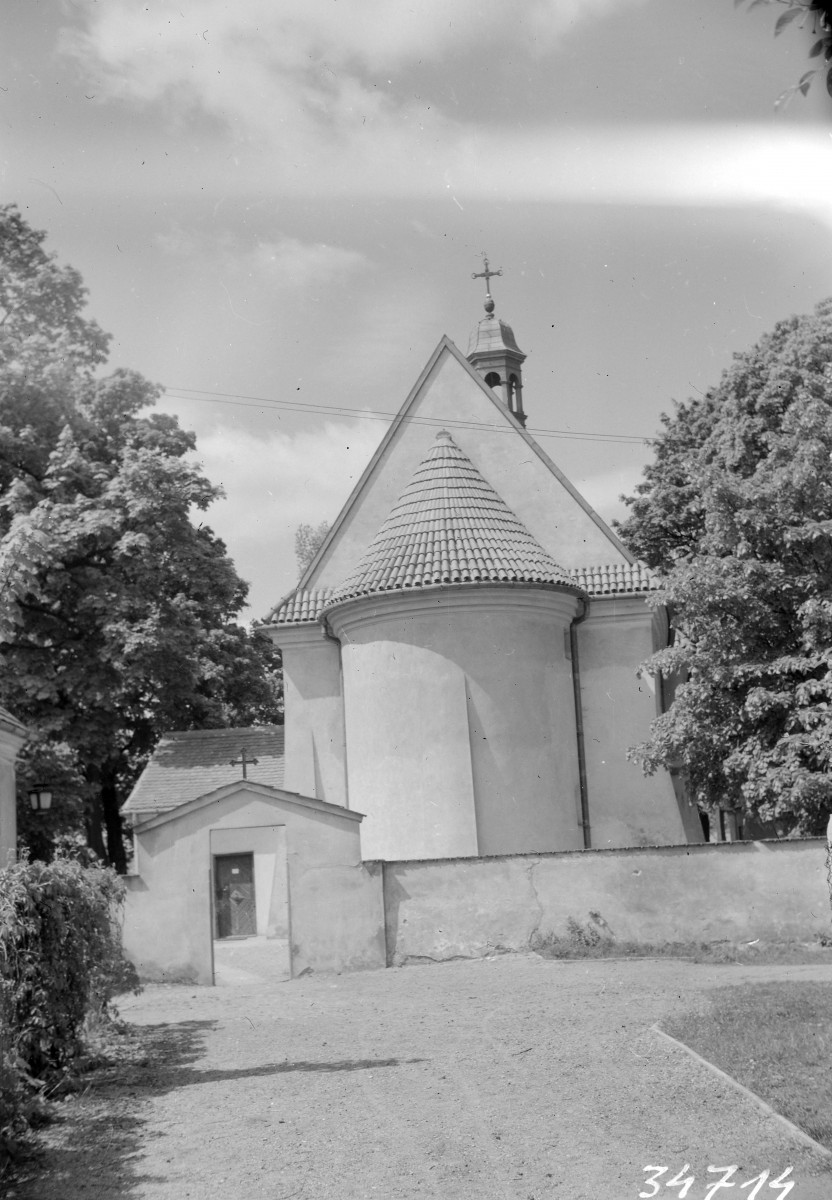 kościół świętej Marii Magdaleny - elewacja prezbiterium, skan 1