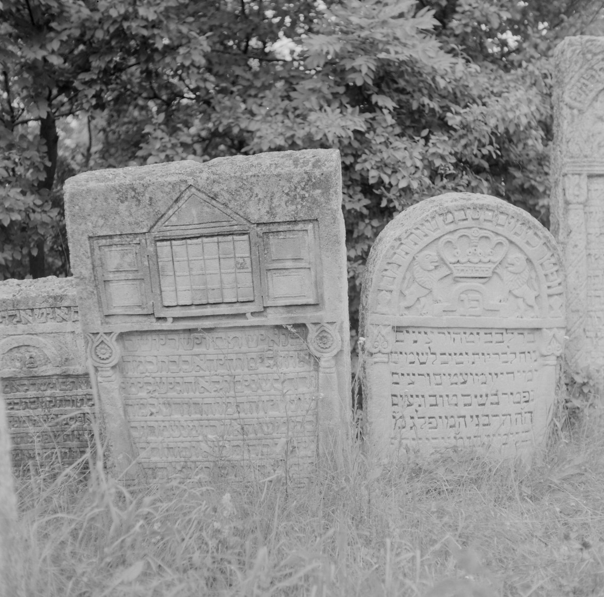 Cmentarz, Kirkut - macewy, skan 1