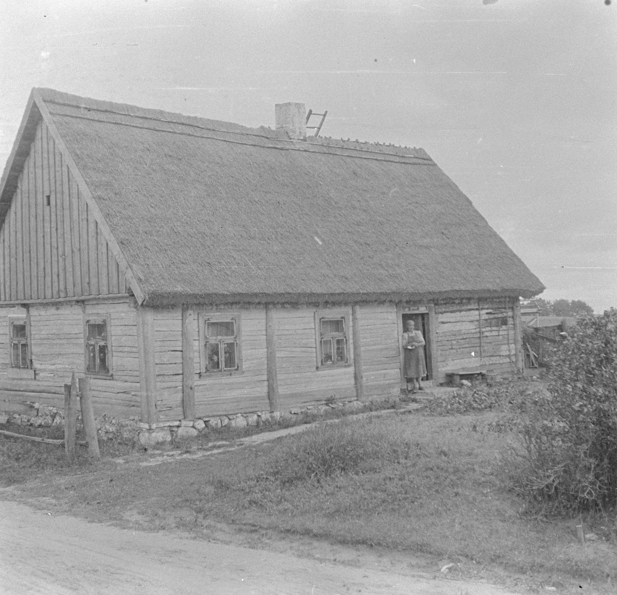 chałupa, dawny numer 36 - elewacja frontowa, skan 1