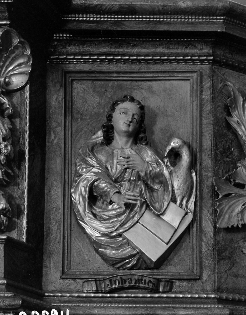 kościół pw. Wniebowzięcia Najświętszej Maryi Panny i św. Mikołaja - wnętrze - nawa główna - ambona - fragment św. Jan, skan 1