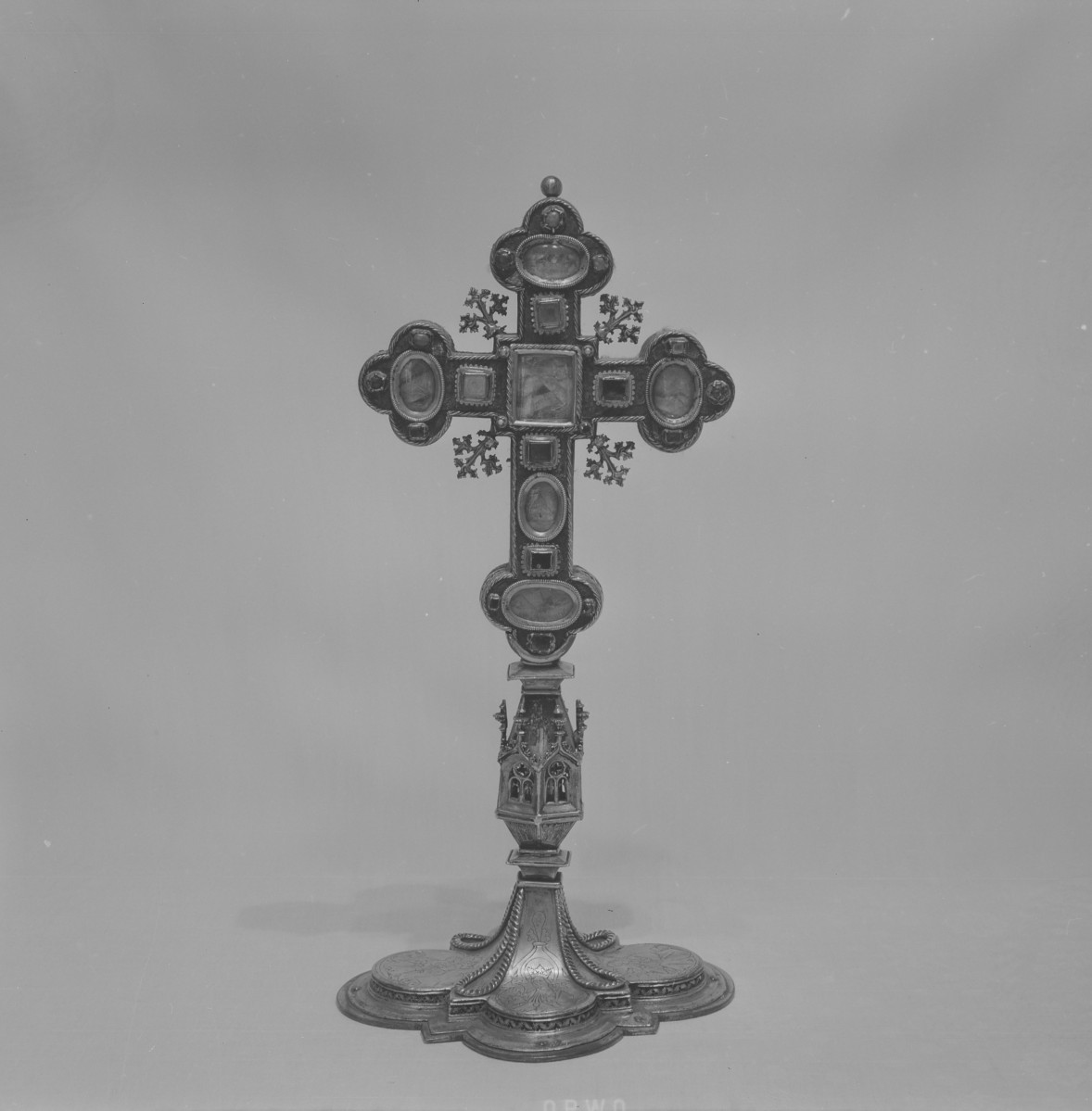 kościół pw. św. Jakuba Apostoła i św. Agnieszki, Dziewicy i Męczennicy - zbiory - pacyfikał z 1489 roku /rewers/, skan 1