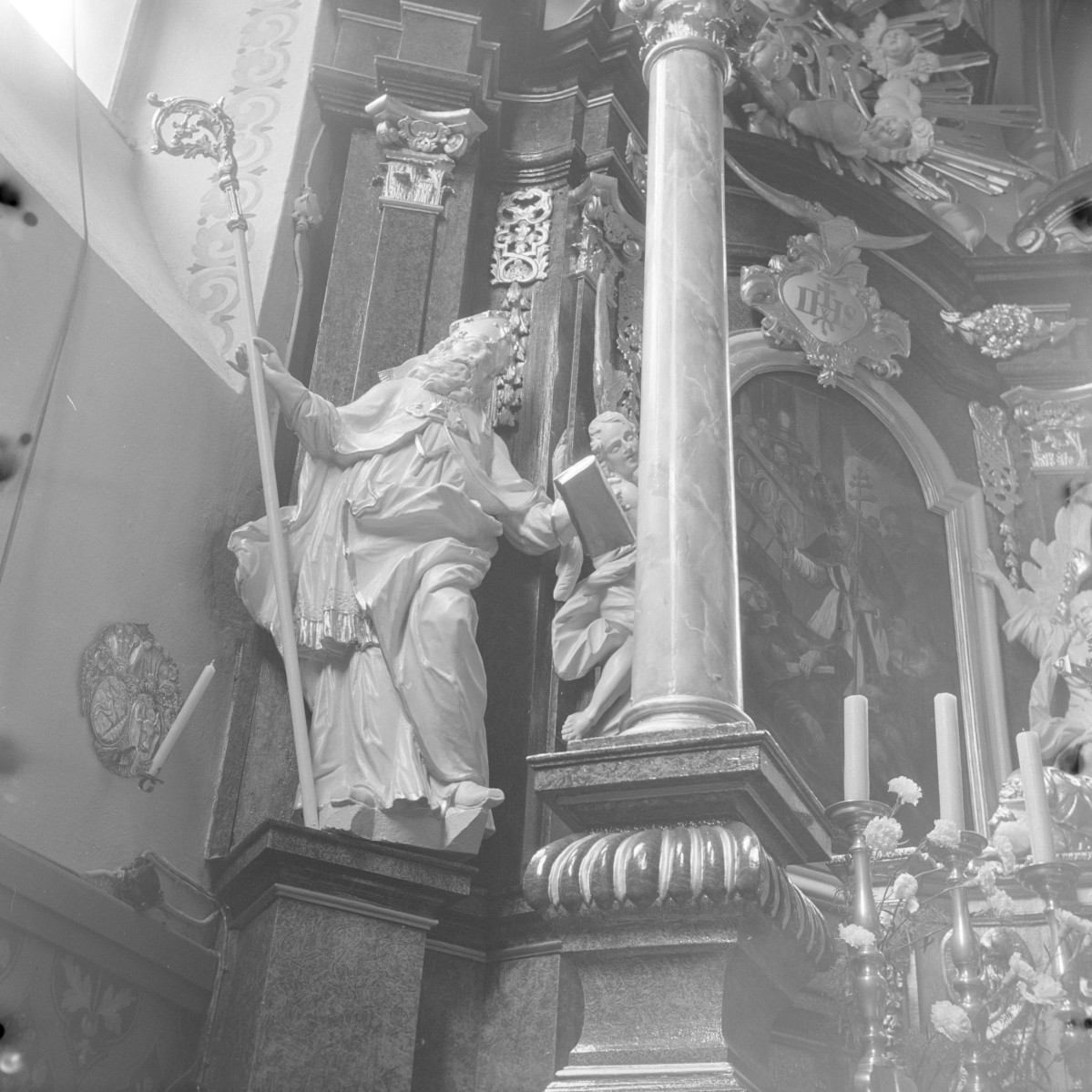 kościół św. Aleksego - ołtarz główny, rzeźba, skan 1
