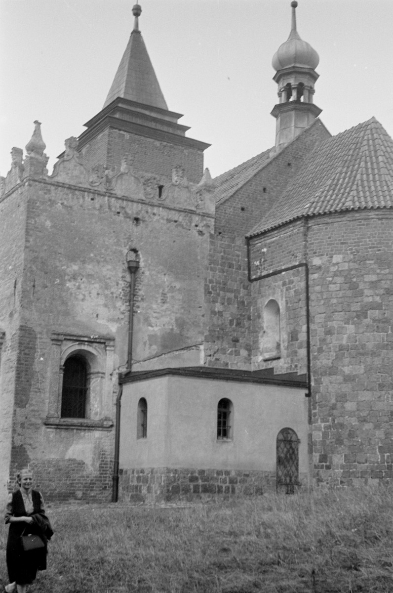 kościół - absyda, skan 1