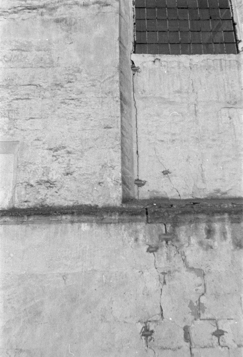 kościół parafialny - fragment elewacji, skan 1