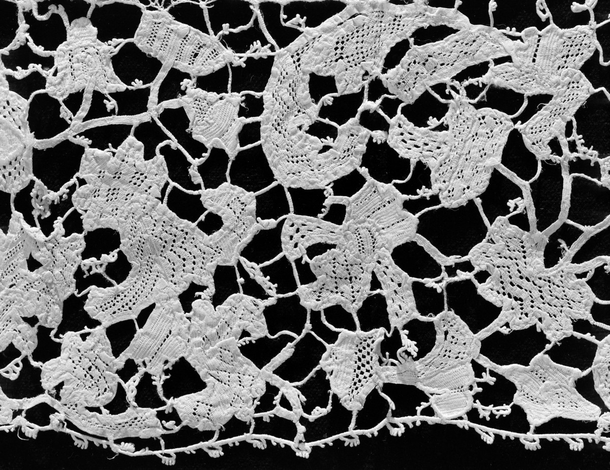 Kościół Sióstr Wizytek - koronkowy obrus, XVII wieku, Wenecja, skan 1