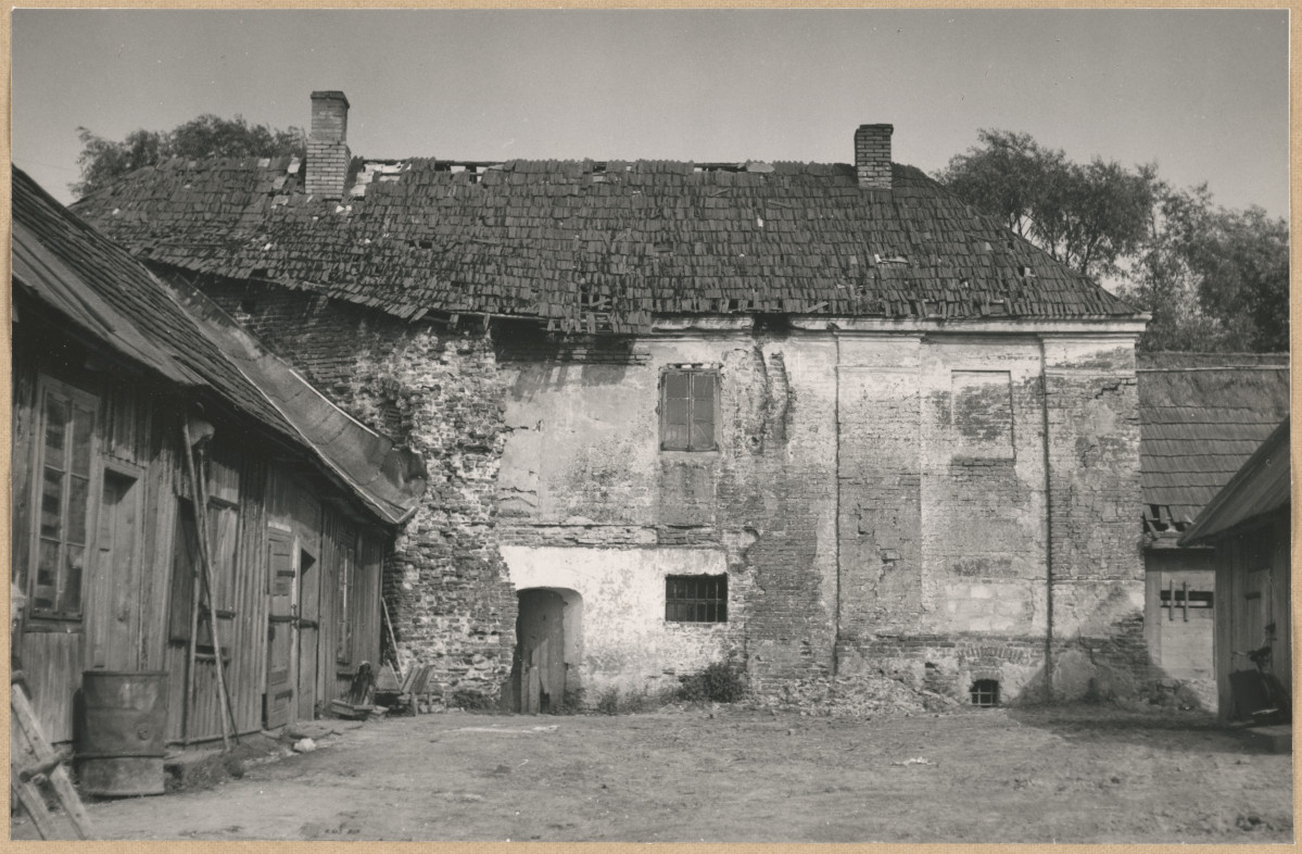 Dom Opata - widok ogólny, skan 1