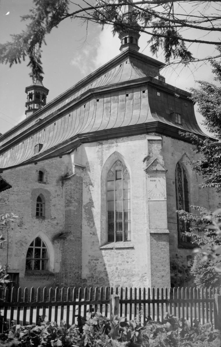 kościół pw. Wniebowzięcia Najświętszej Marii Panny - elewacja wschodnia, skan 1