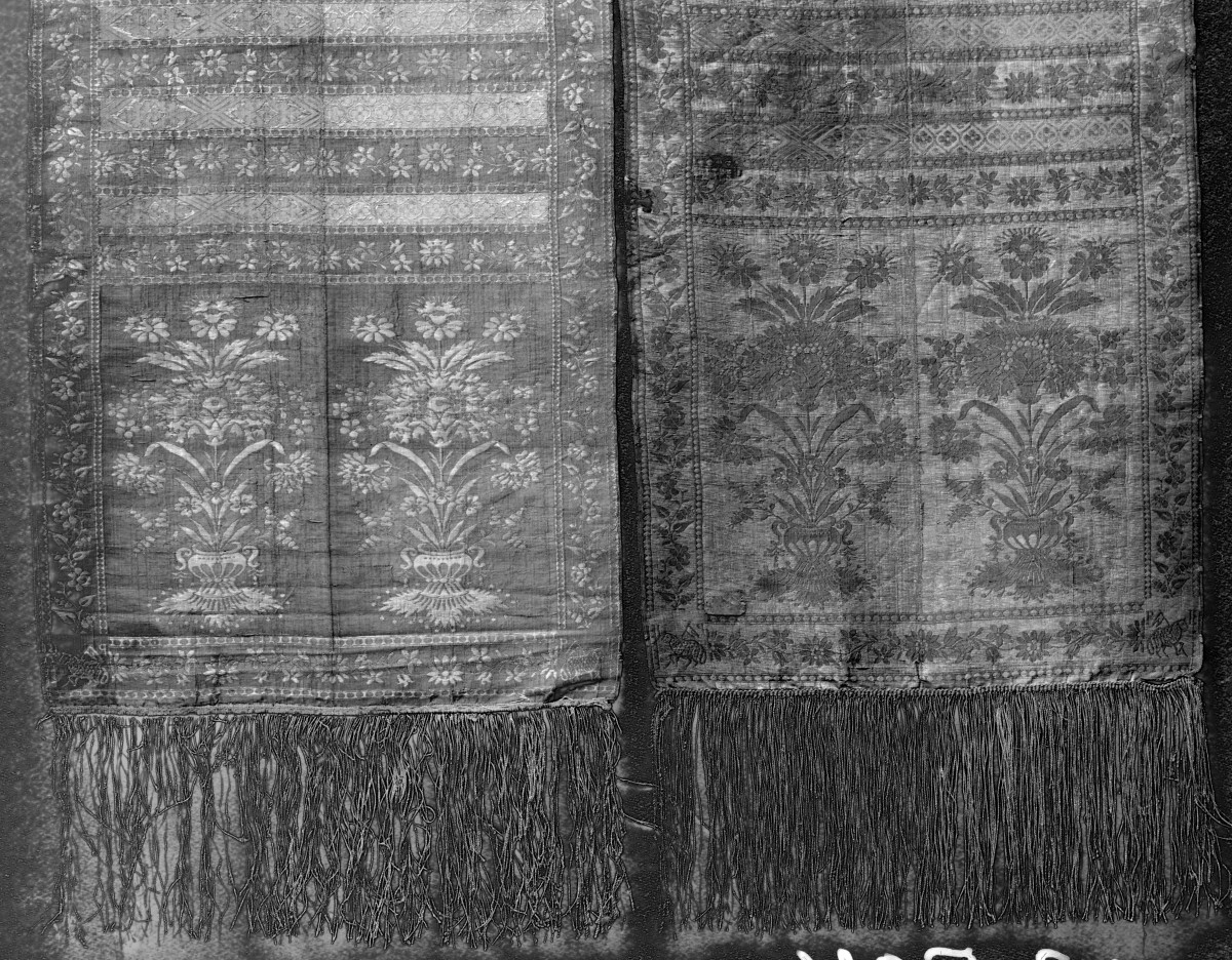 kościół pw. Wniebowzięcia Najświętszej Maryi Panny i św. Zygmunta - Muzeum Diecezjalne - zbiory - pas kontuszowy 4-stronny zielono-niebieski i złoty - fragment, skan 1