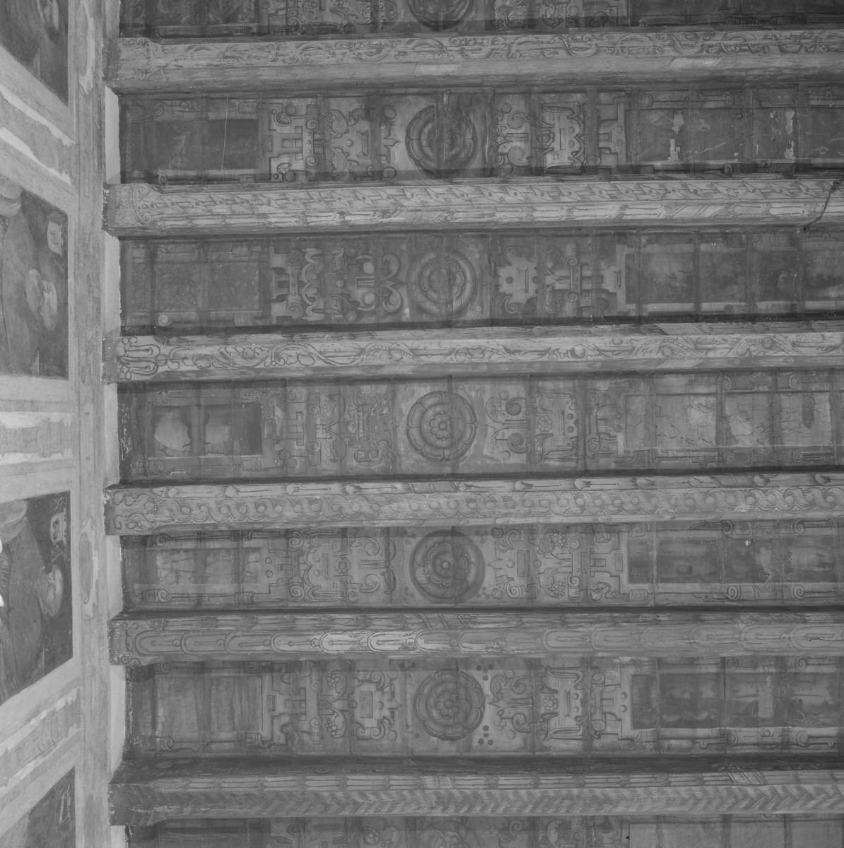 pałac Biskupów Krakowskich - Izba Stołowa Górna /sala portretowa/ /I p./ - fragment stropu, skan 1